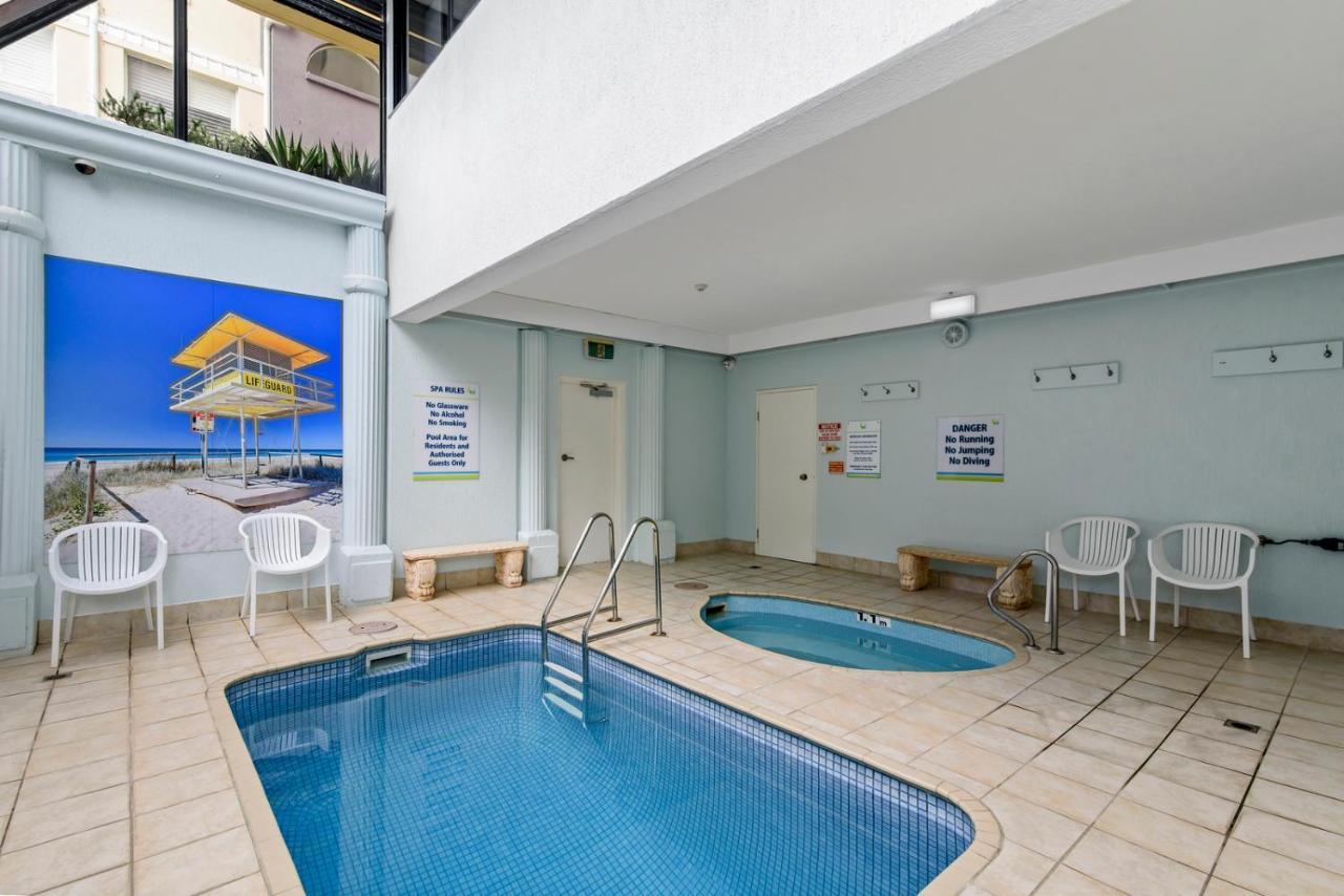 Pelican Sands Beach Resort Gold Coast Eksteriør bilde