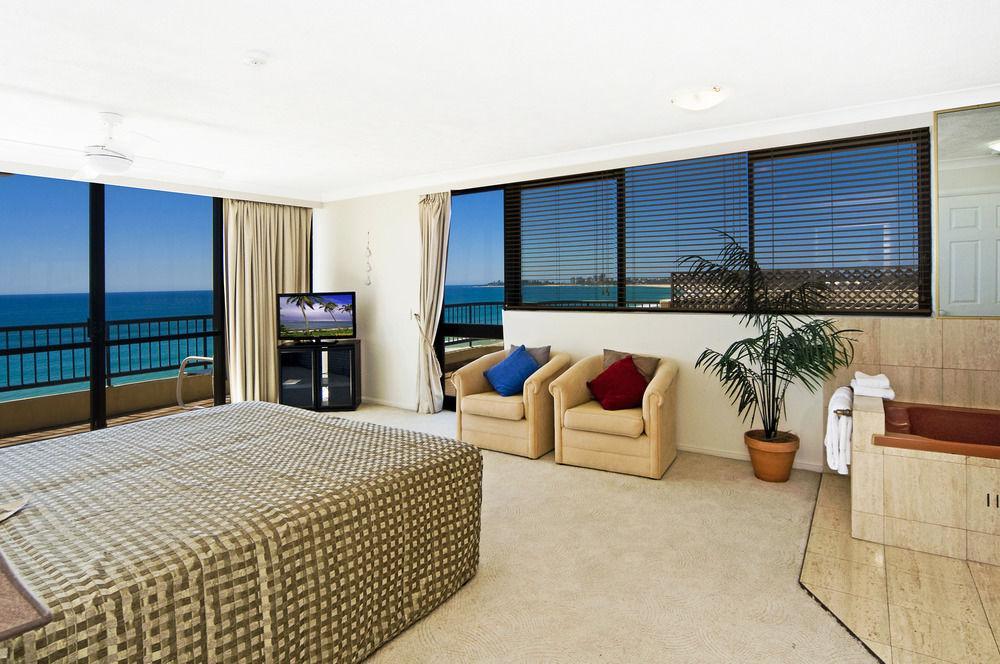 Pelican Sands Beach Resort Gold Coast Eksteriør bilde