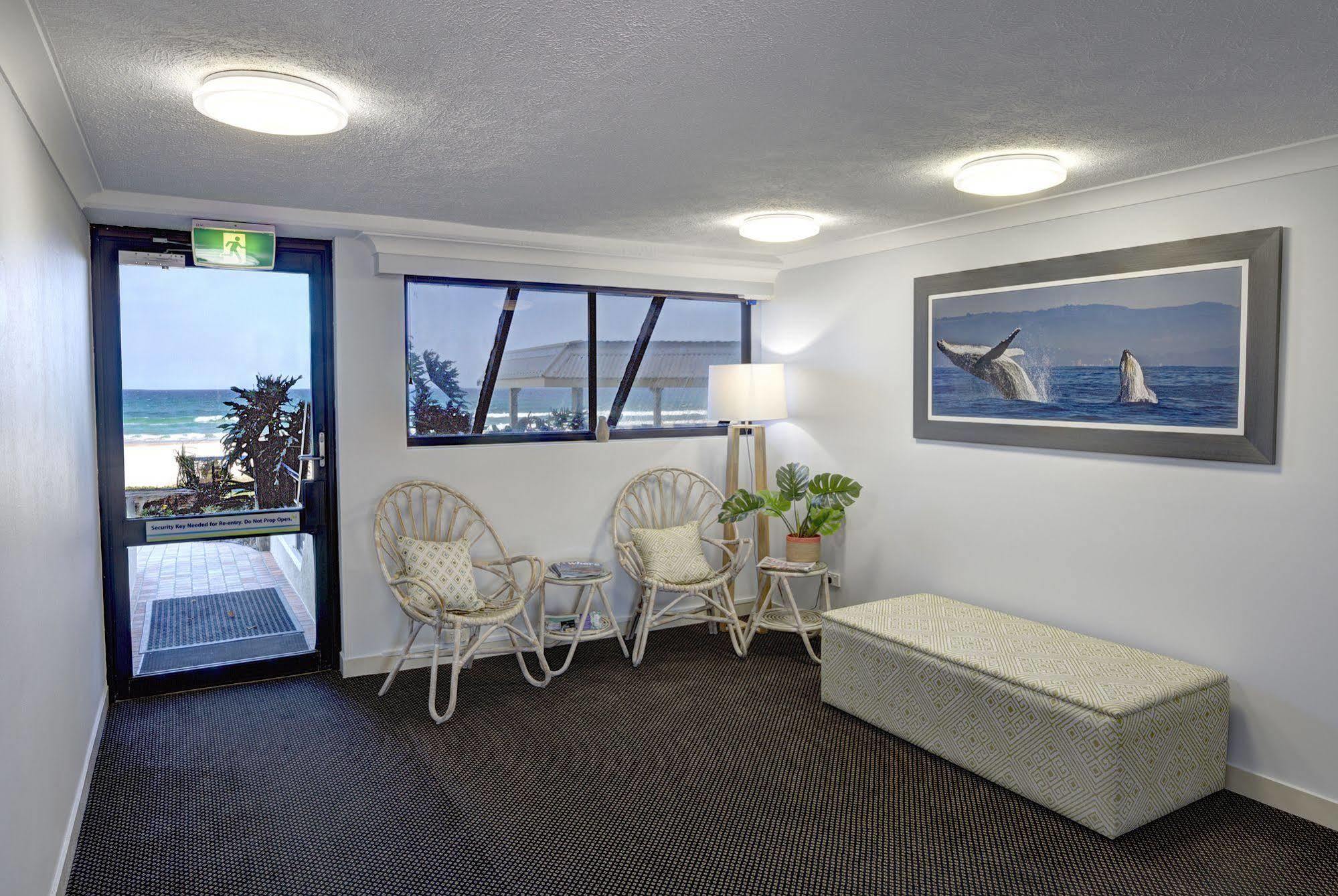 Pelican Sands Beach Resort Gold Coast Eksteriør bilde