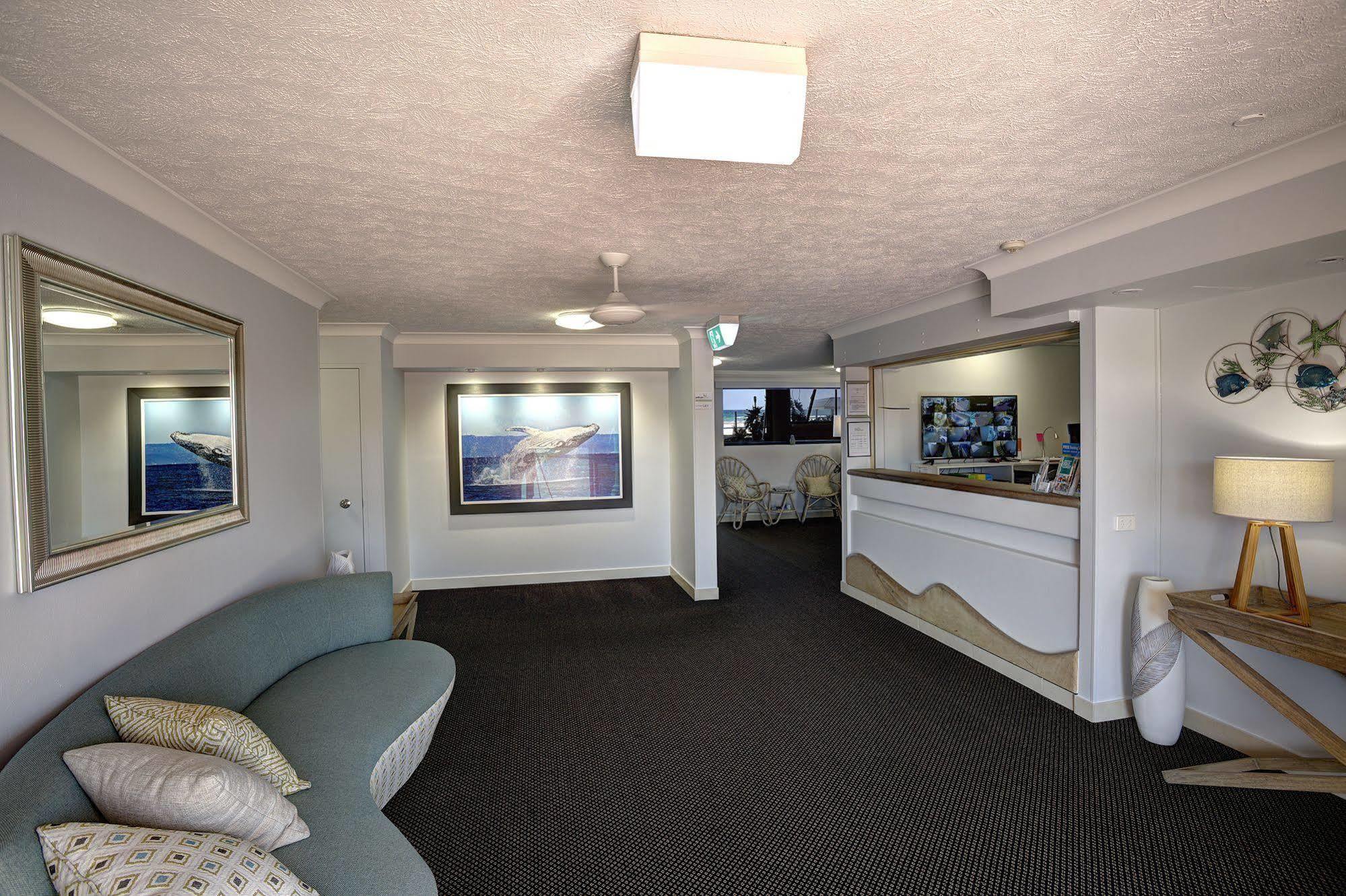 Pelican Sands Beach Resort Gold Coast Eksteriør bilde