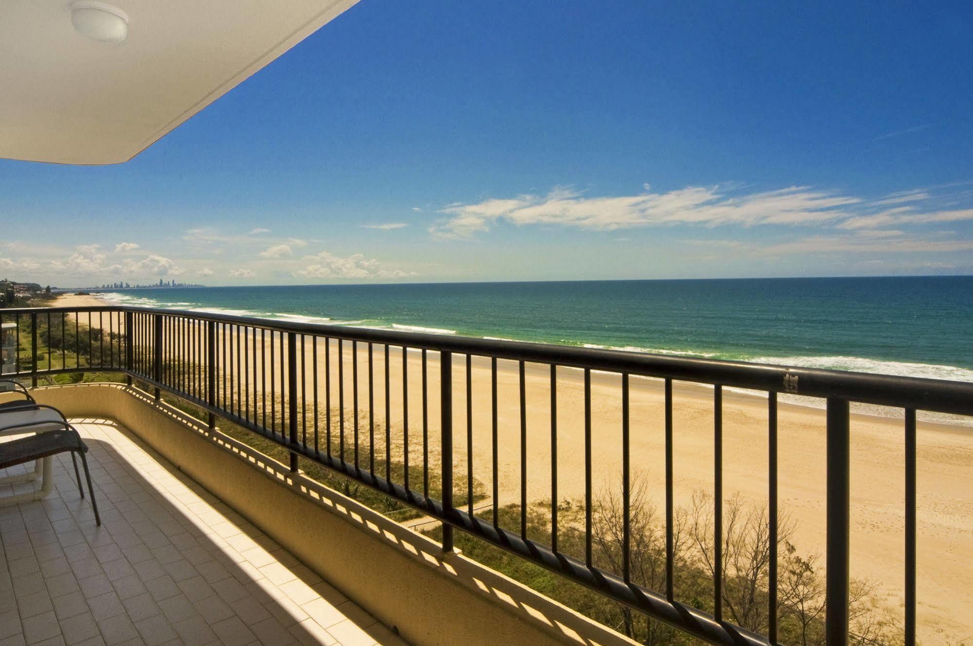 Pelican Sands Beach Resort Gold Coast Eksteriør bilde